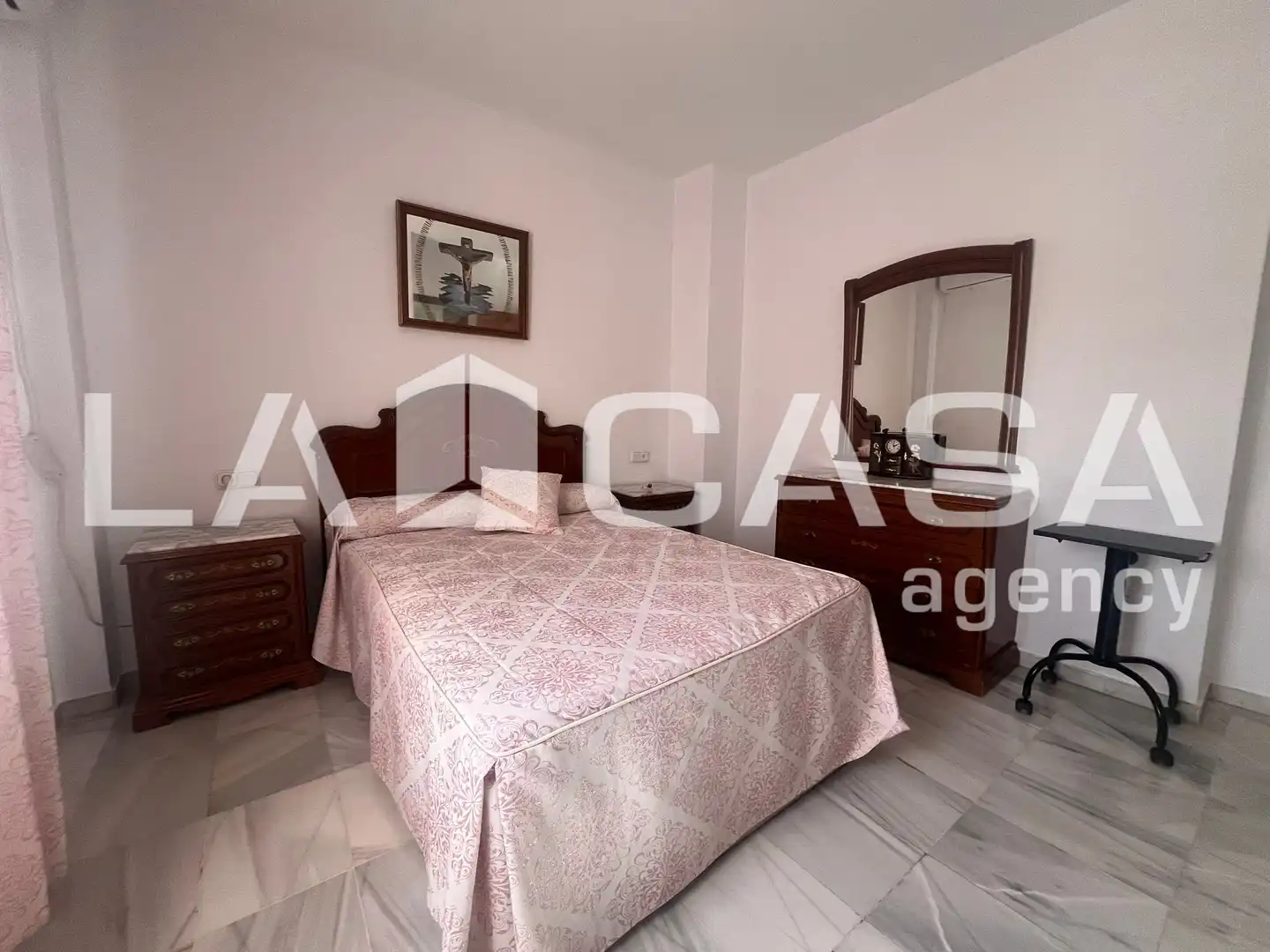 Habitación de Casa adosada en venta en Dos Hermanas con Aire acondicionado, Calefacción y Terraza