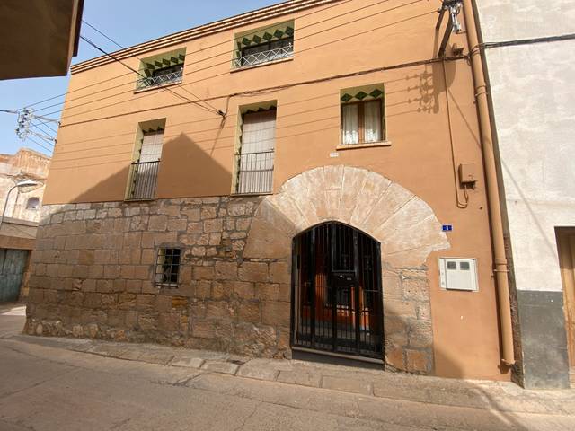 Casa adosada en Venta en Sarroca de Lleida
