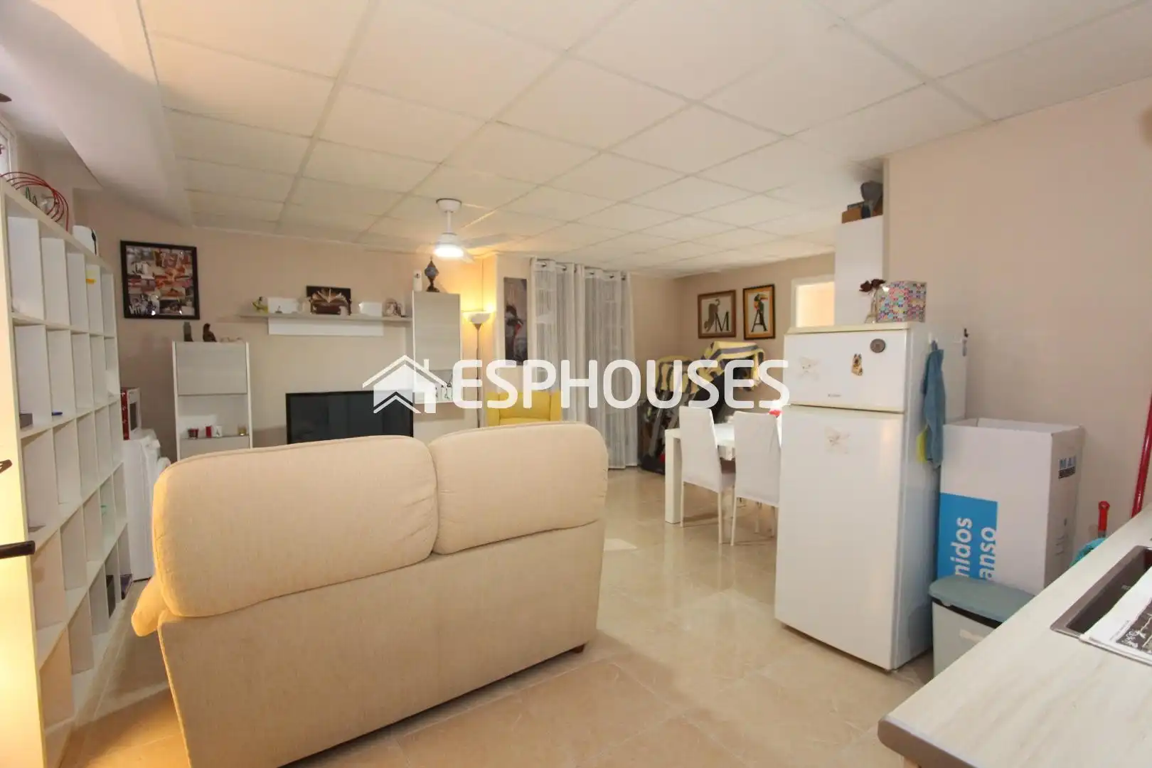 Flat for sale in Guardamar del Segura  with Air Conditioner, Terrace and Storage room