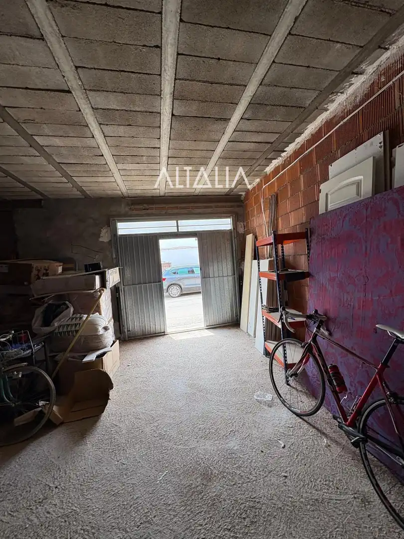Industrial buildings for sale in Los Hinojosos  