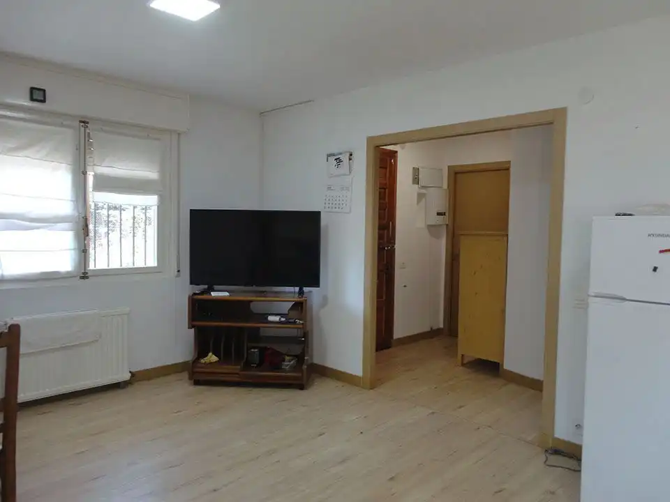 Sala de estar de Casa o chalet en venta en Salas de los Infantes con Calefacción y Jardín privado