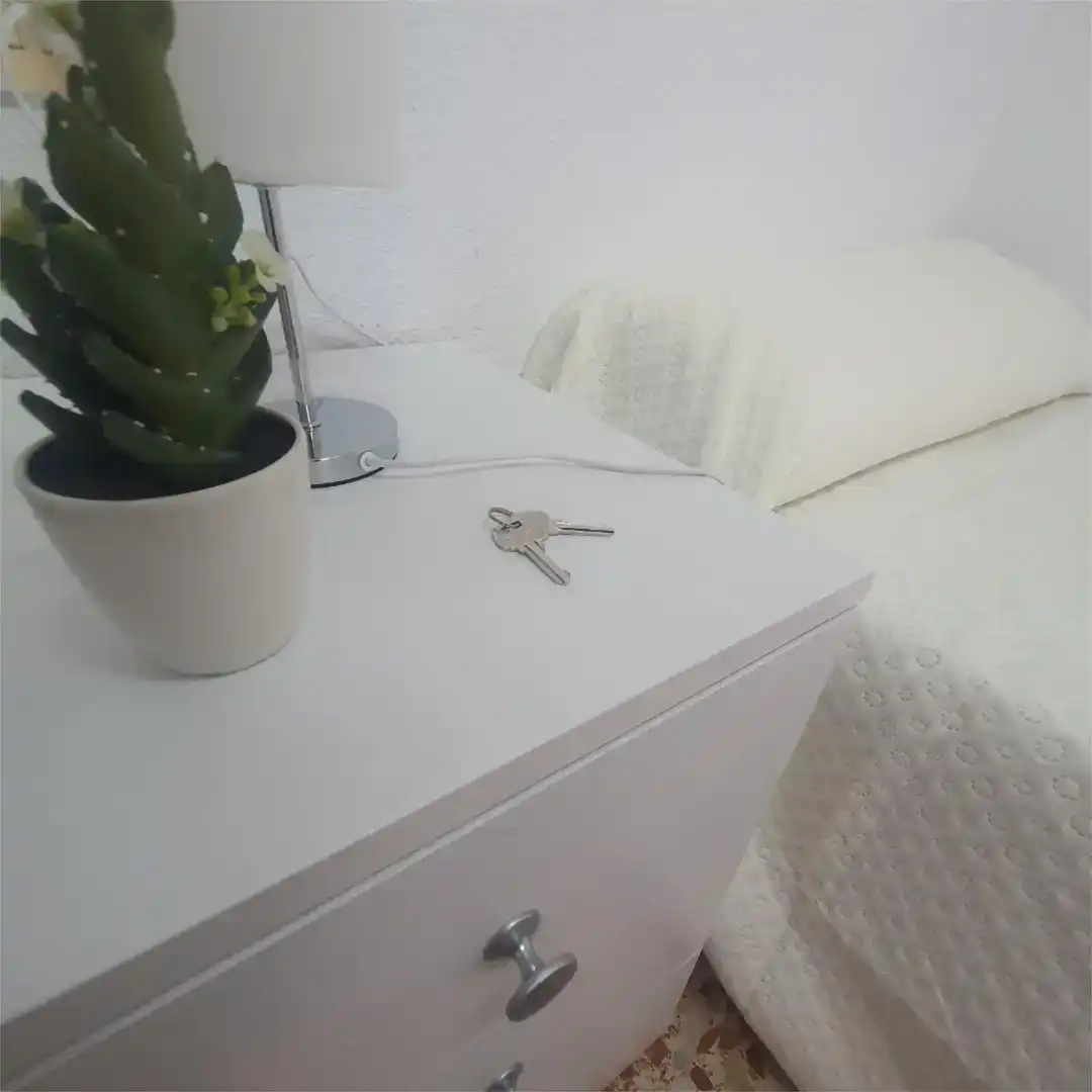 Dormitori de Pis en venda en Alzira amb Aire condicionat, Moblat i Forn