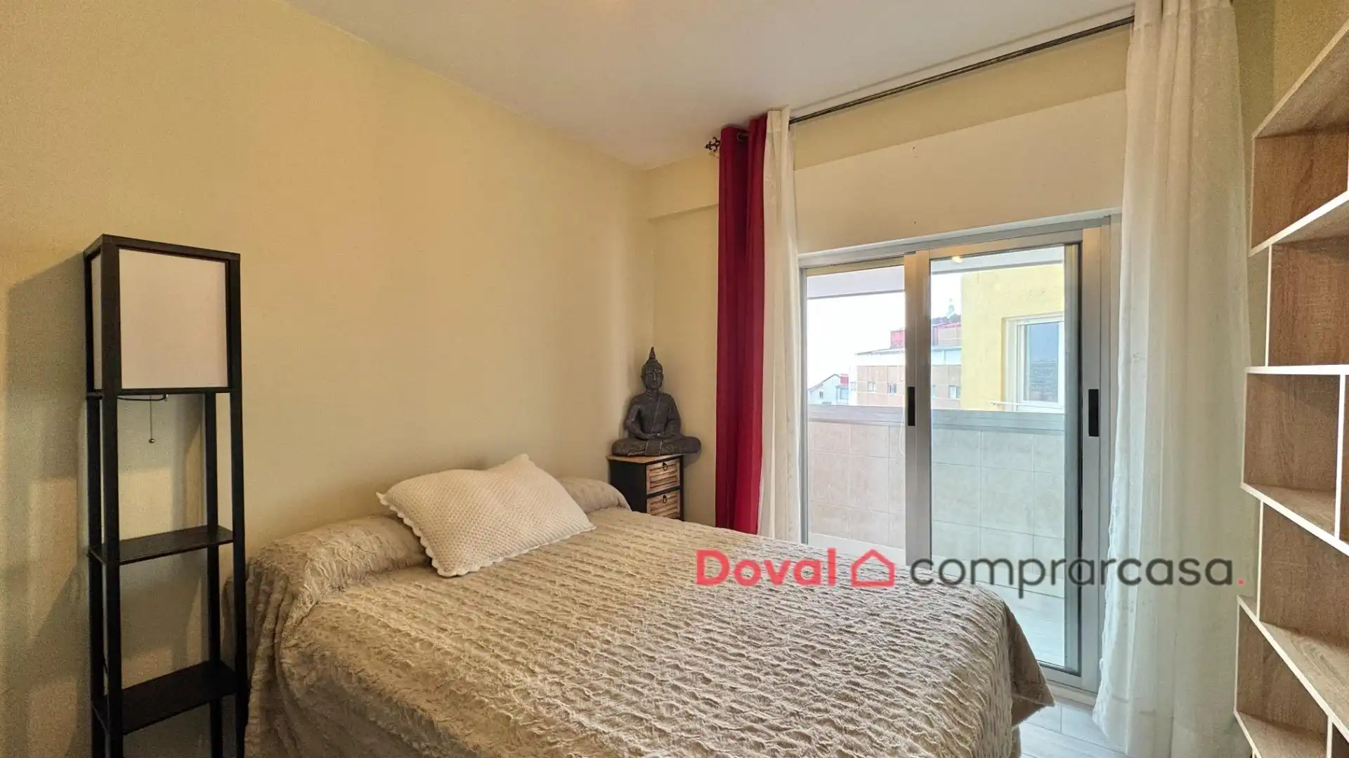 Piso con terraza en venta en Calle Calle Portela, imagen 18