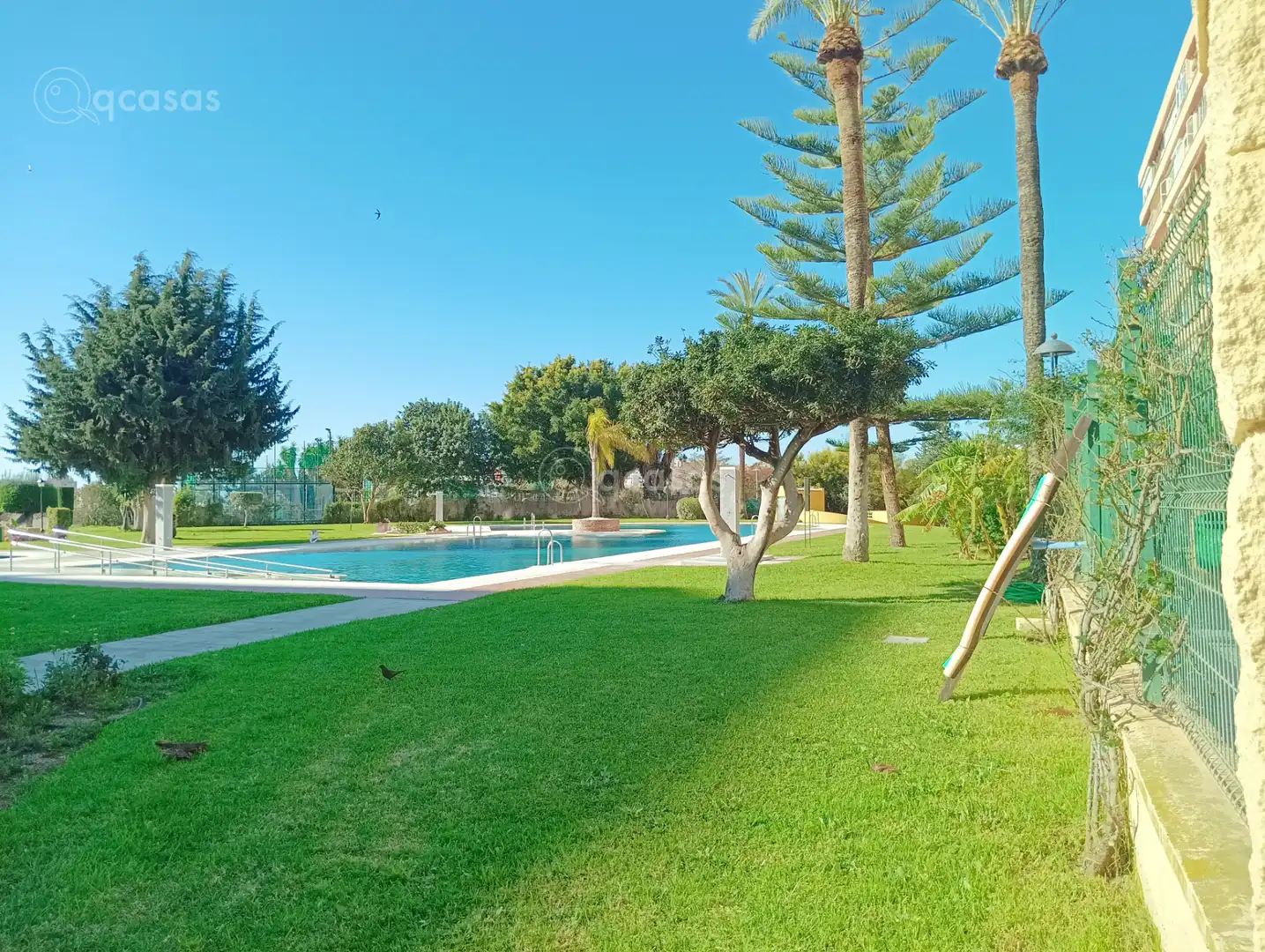 Piscina de Apartament en venda en Torremolinos amb Terrassa, Moblat i Forn