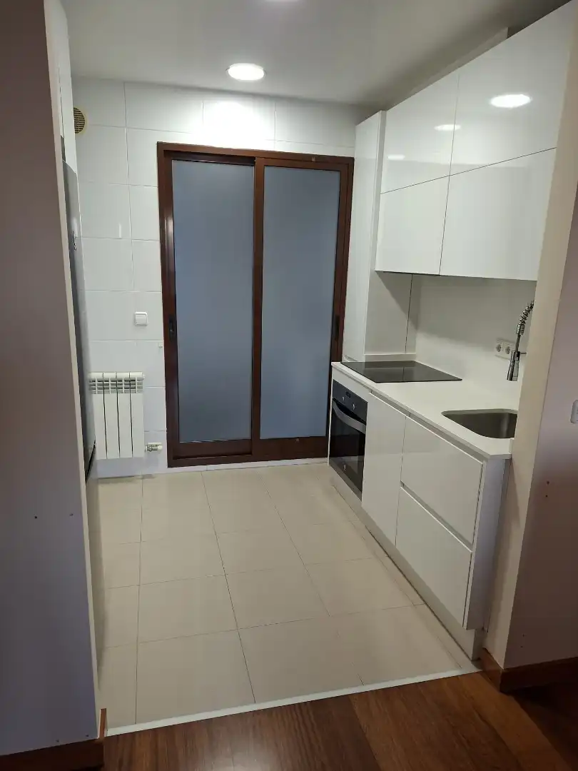 Kitchen of Attic for rent in Pontevedra Capital   with Heating, Parquet flooring and Terrace