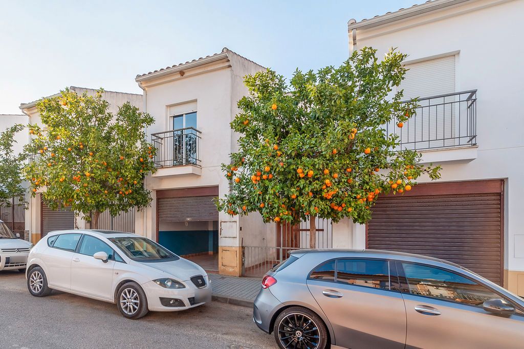 Exterior view of Single-family semi-detached for sale in  Córdoba Capital