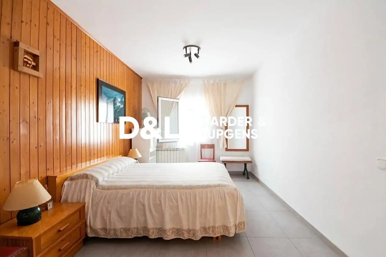 Habitación de Piso en venta en Vilanova i la Geltrú con Calefacción, Trastero y Balcón