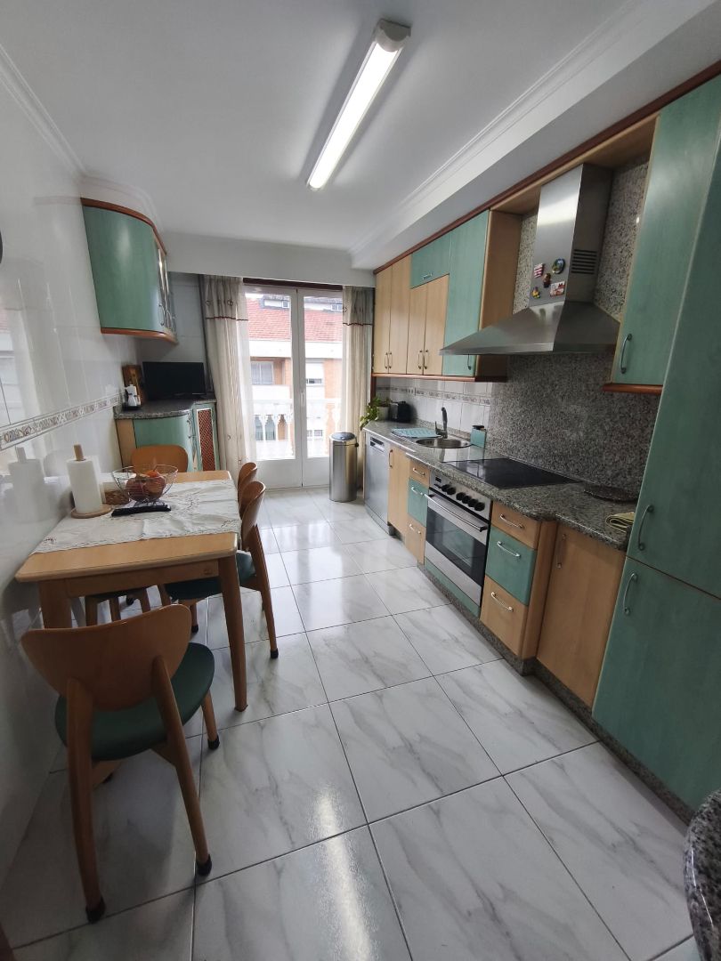 Kitchen of Duplex for sale in Ourense Capital   with Heating, Parquet flooring and Storage room