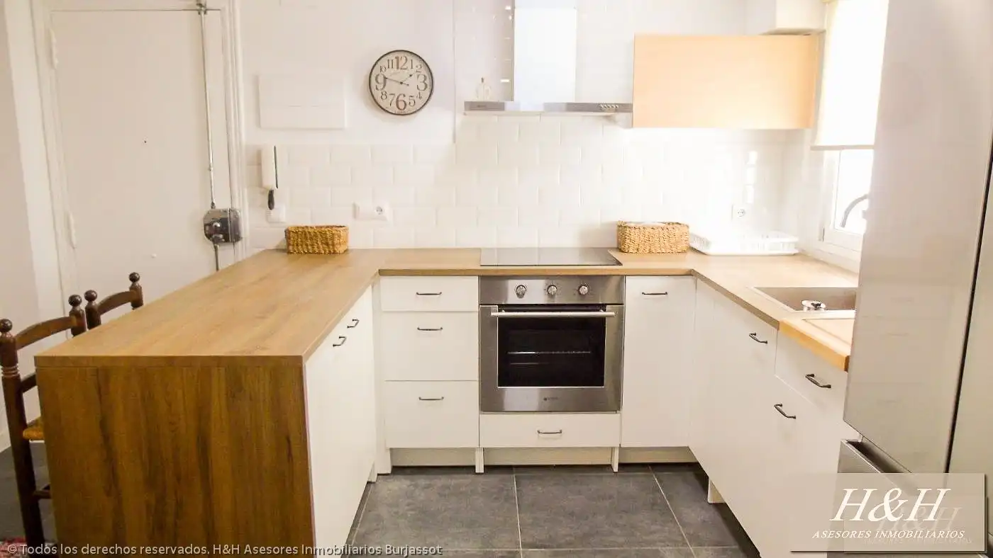 Cocina de Piso para compartir en Burjassot con Aire acondicionado, Amueblado y Balcón