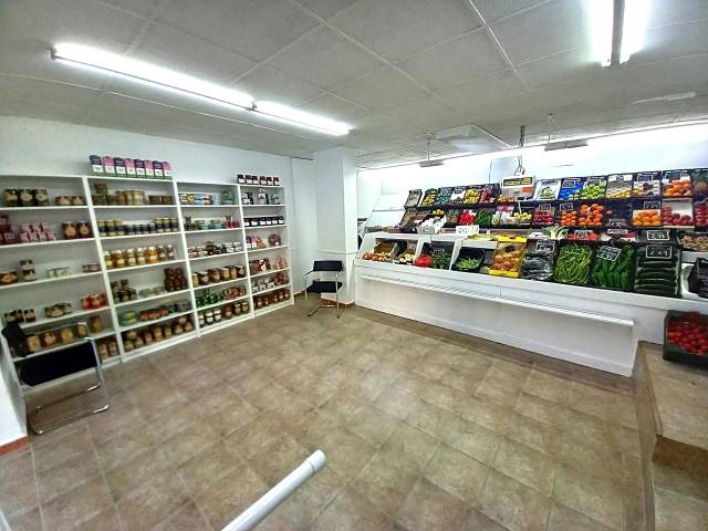 Local comercial en Alquiler en Del Océano Atlántico, 1 en Valdefierro