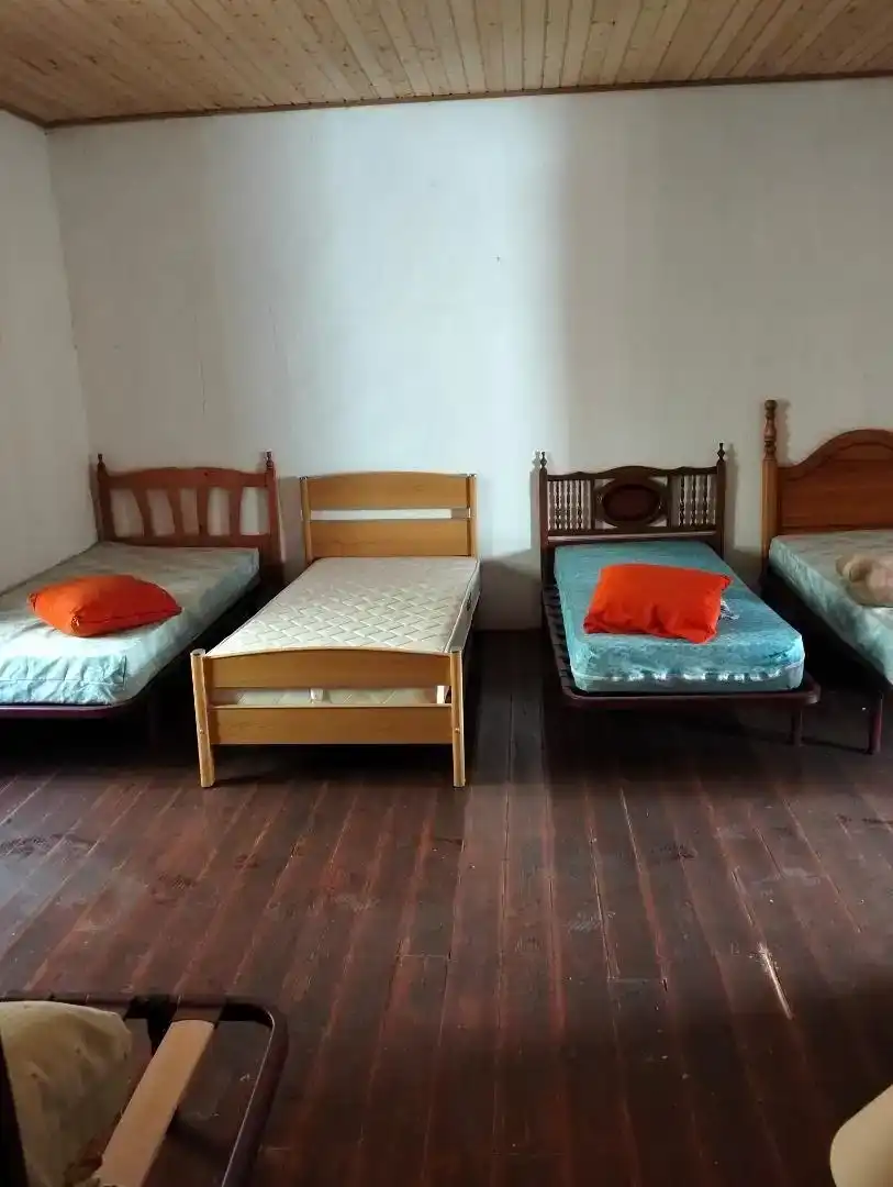 Dormitori de Casa adosada en venda en Vega de San Mateo amb Jardí privat, Piscina i Microones