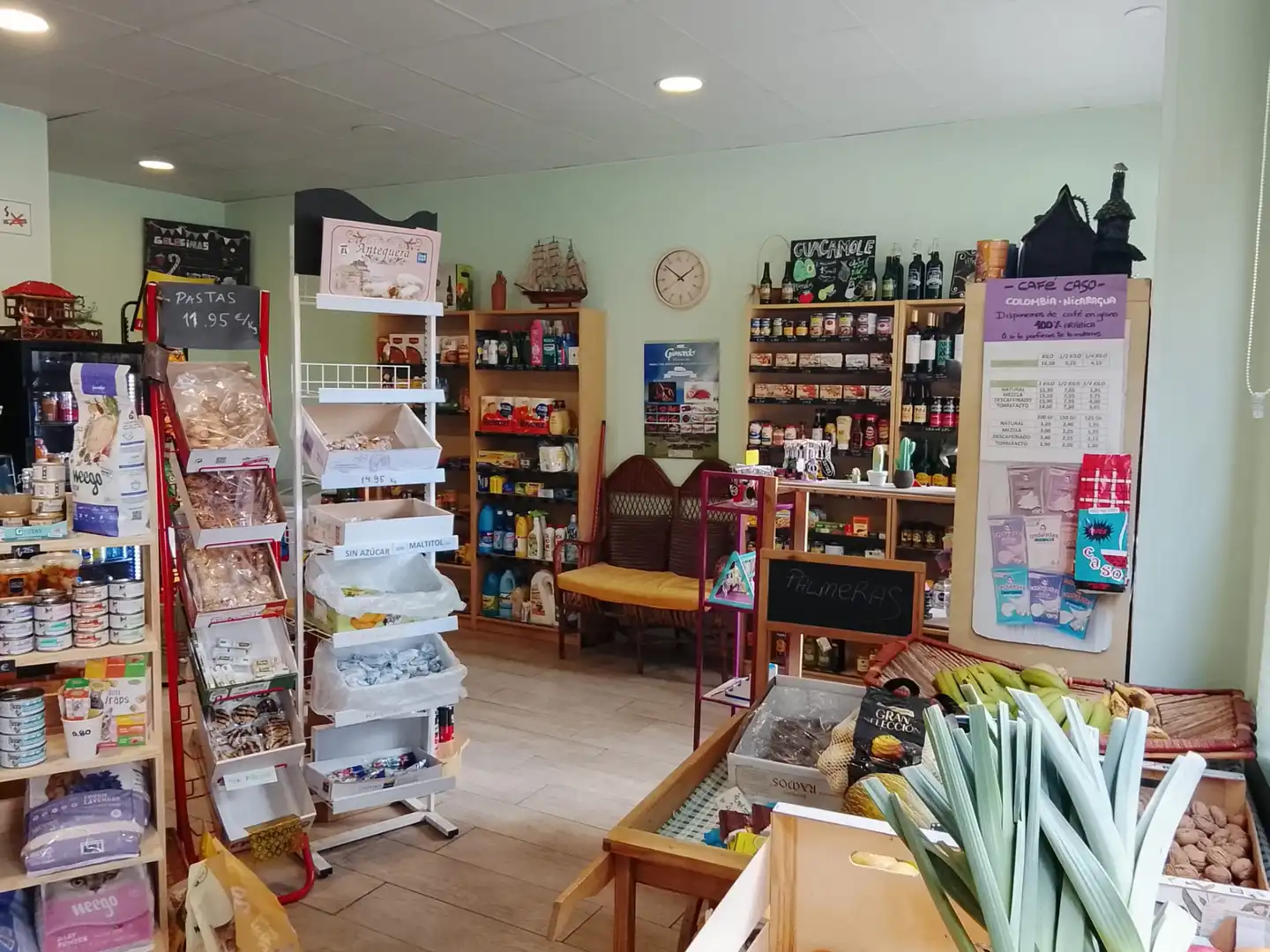 Business premises for sale in Plaza Campomanes, imagen 3
