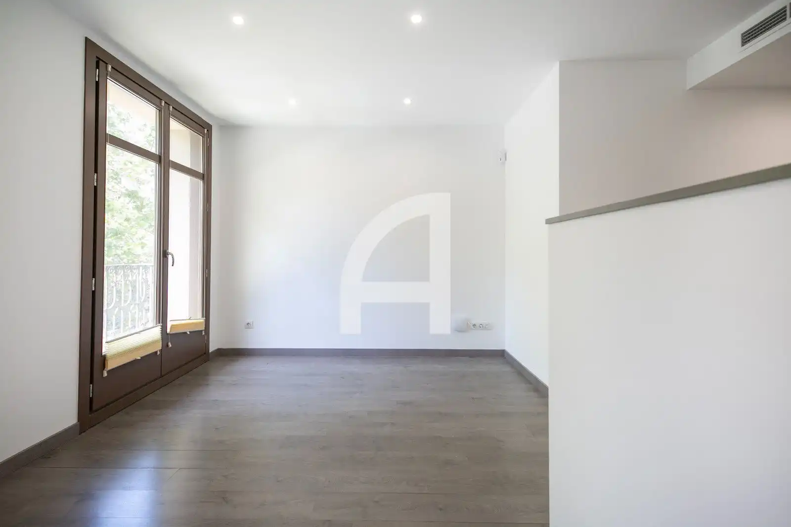 Flat with terrace for sale in Paral.Lel, imagen 7