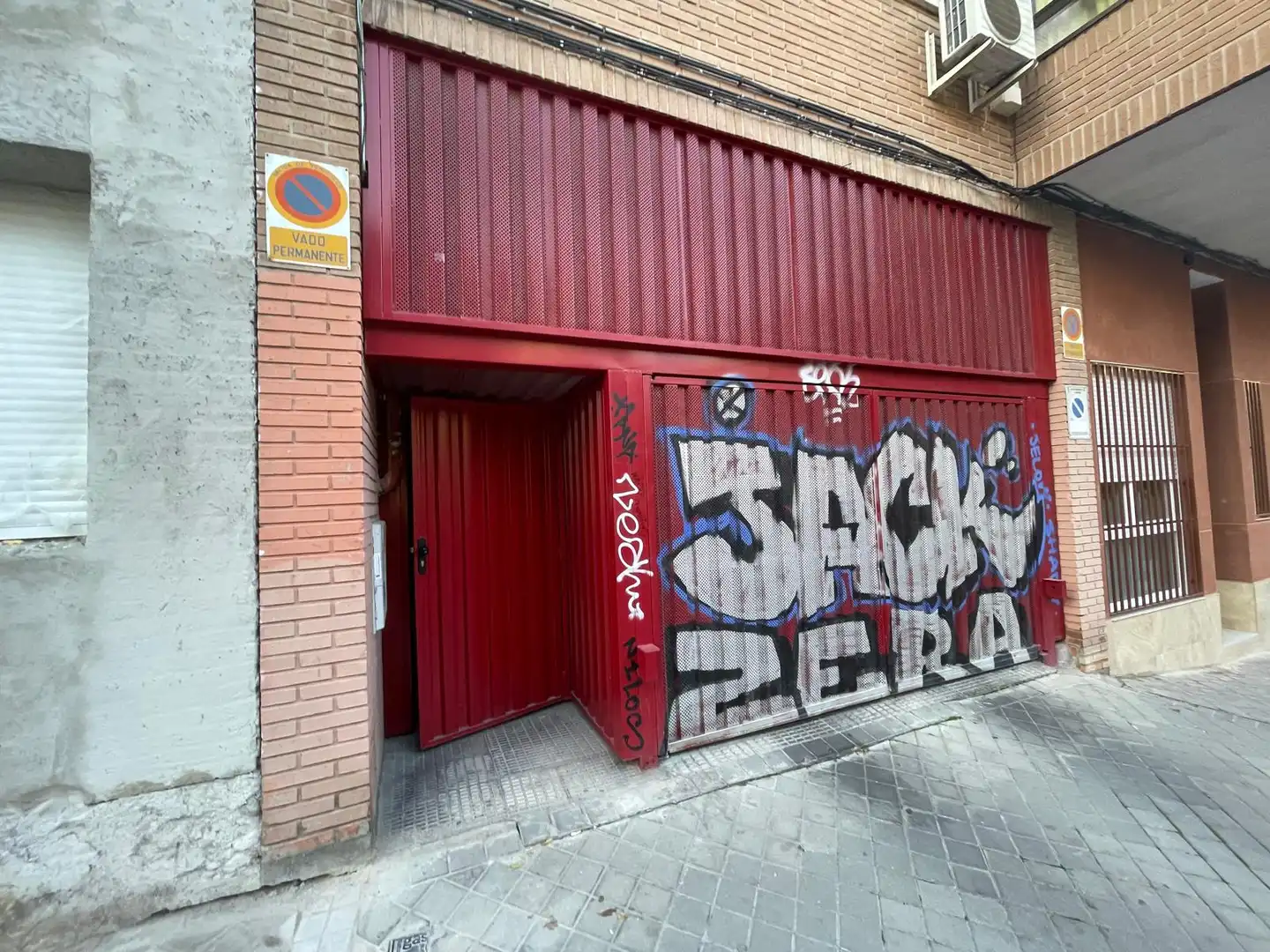 Local de alquiler en Madrid con Aire acondicionado, Calefacción y Amueblado