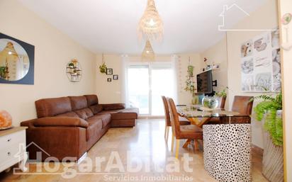 Sala d'estar de Pis en venda en Dénia amb Aire condicionat, Calefacció i Parquet