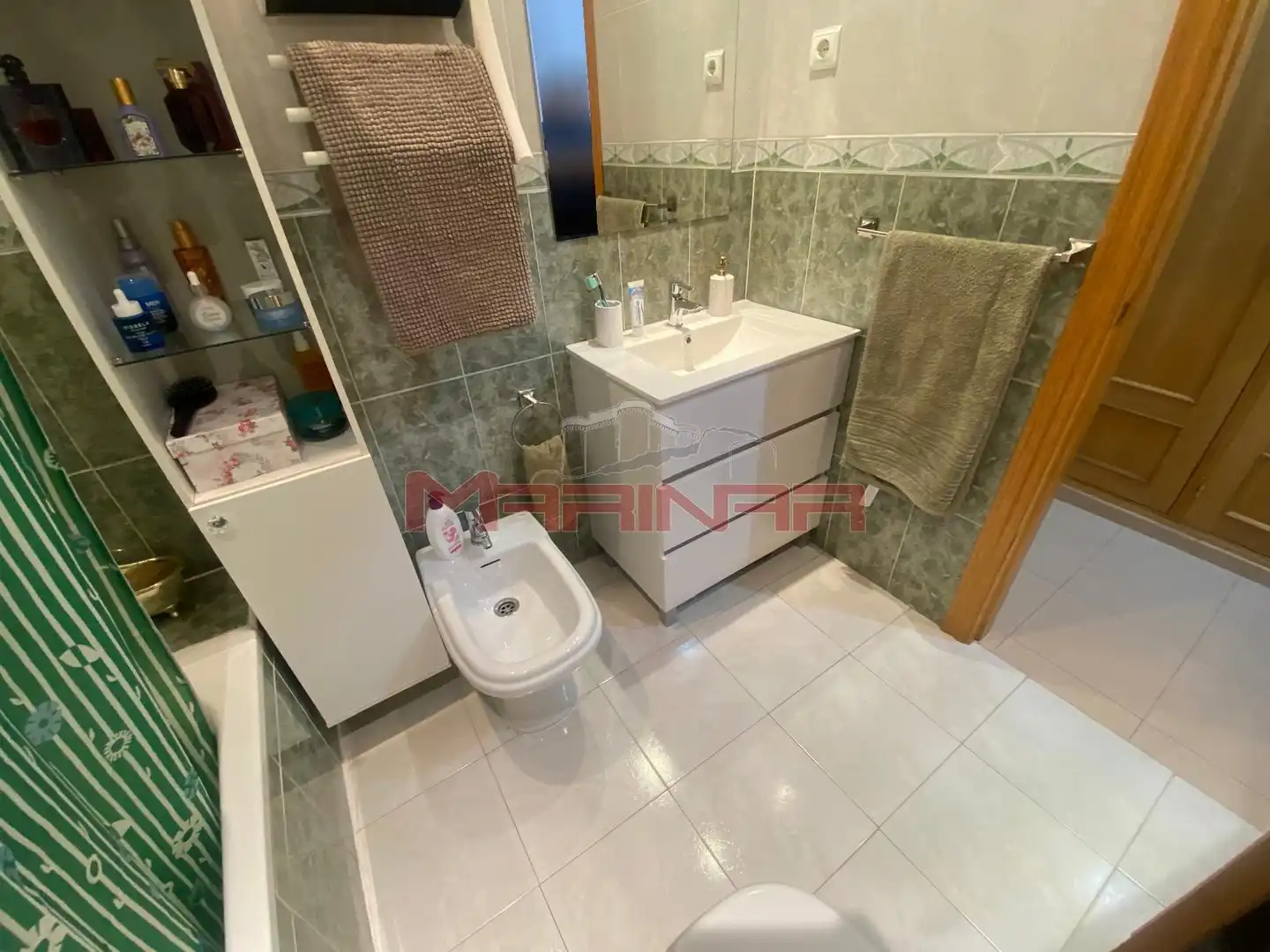 Baño de Casa adosada en venta en Seseña con Calefacción, Jardín privado y Terraza