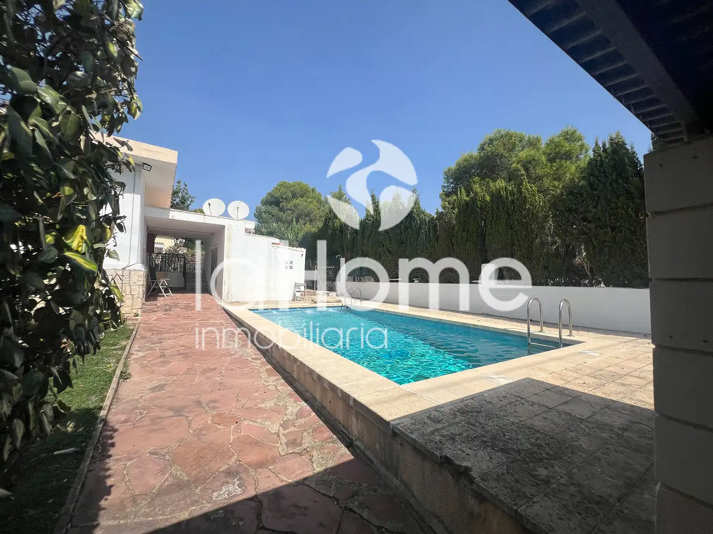 Piscina de Casa o chalet de alquiler en Paterna con Aire acondicionado, Calefacción y Jardín privado