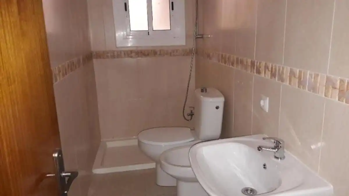Bathroom of Apartments for sale in Terrassa