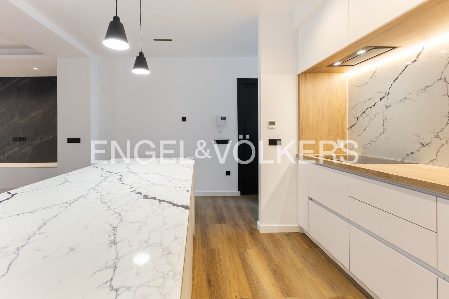 Kitchen of Flat for sale in  Valencia Capital  with Air Conditioner and Heating