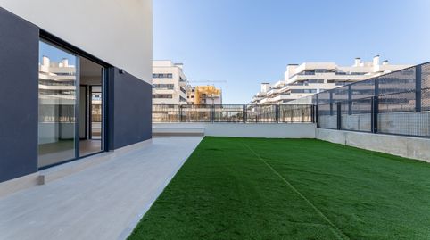 Foto 2 de Piso en venta en Calle Islas Caimán, 3, El Olivar, Alcalá de Henares