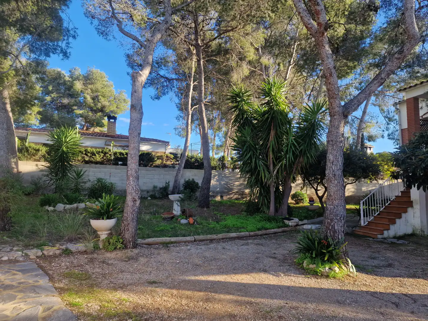 Jardí de Casa o xalet en venda en Cubelles amb Aire condicionat, Calefacció i Jardí privat
