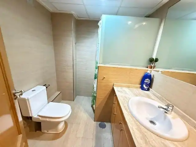 Bathroom of Flat for sale in Murcia  with Air Conditioner and Storage room