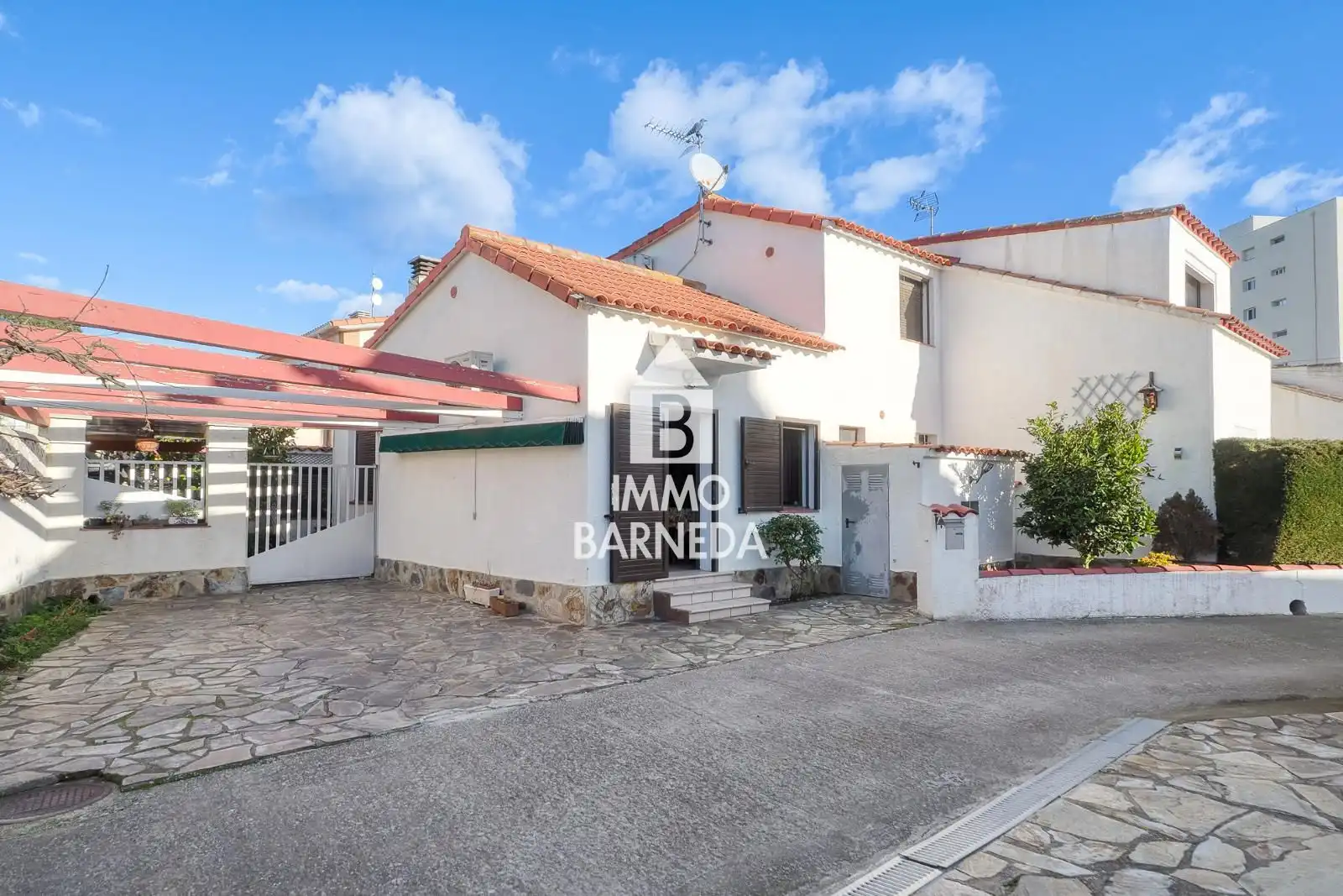 Vista exterior de Casa adosada en venta en Roses con Aire acondicionado, Calefacción y Terraza