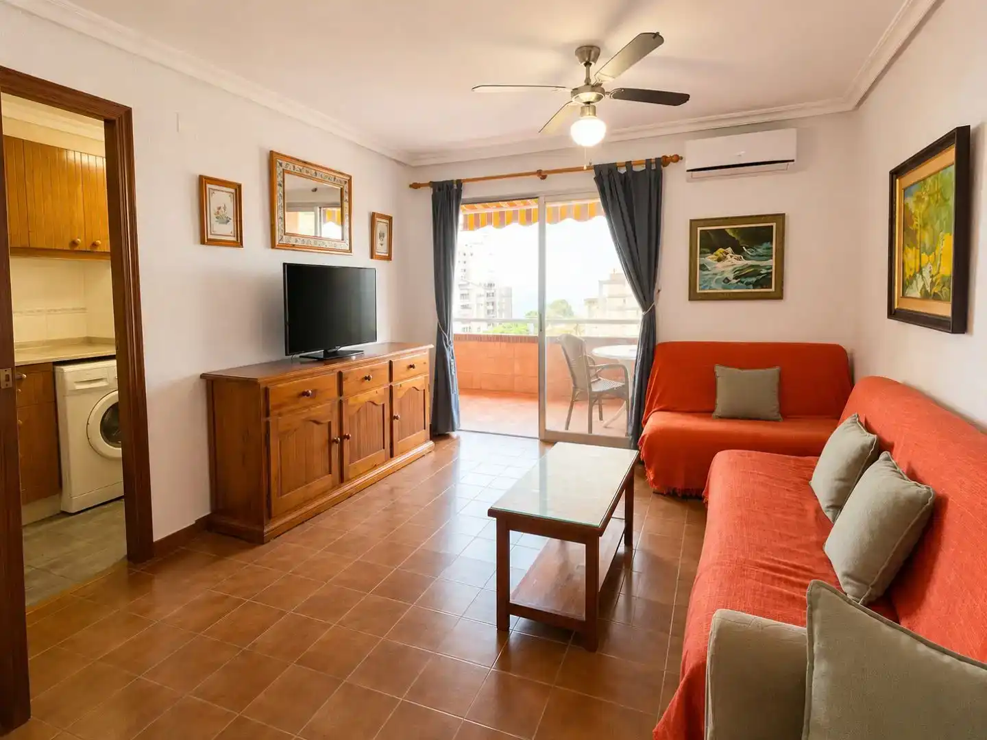 Wohnzimmer von Wohnung zur Miete in Cullera mit Klimaanlage, Schwimmbad und Balkon