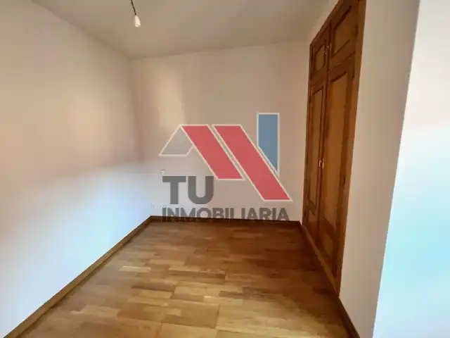 Habitación de Piso en venta en El Carpio de Tajo con Calefacción, Parquet y Balcón