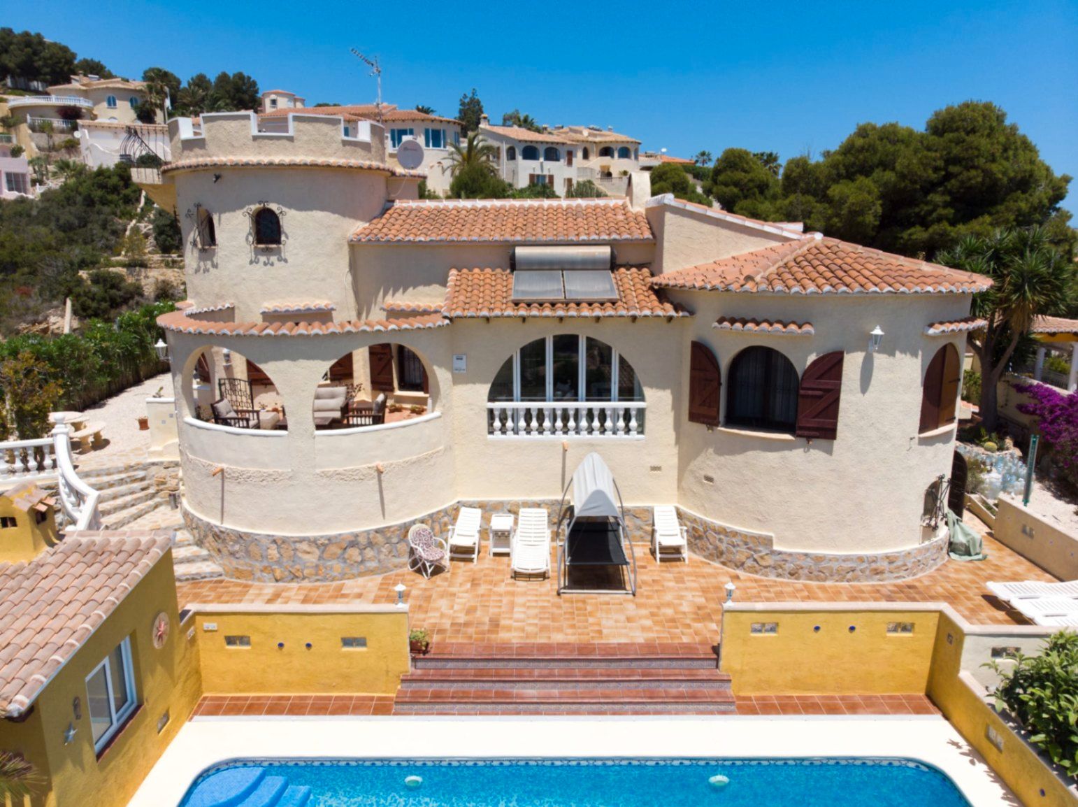 Exterior view of Country house for sale in Benitachell / El Poble Nou de Benitatxell  with Air Conditioner, Private garden and Terrace