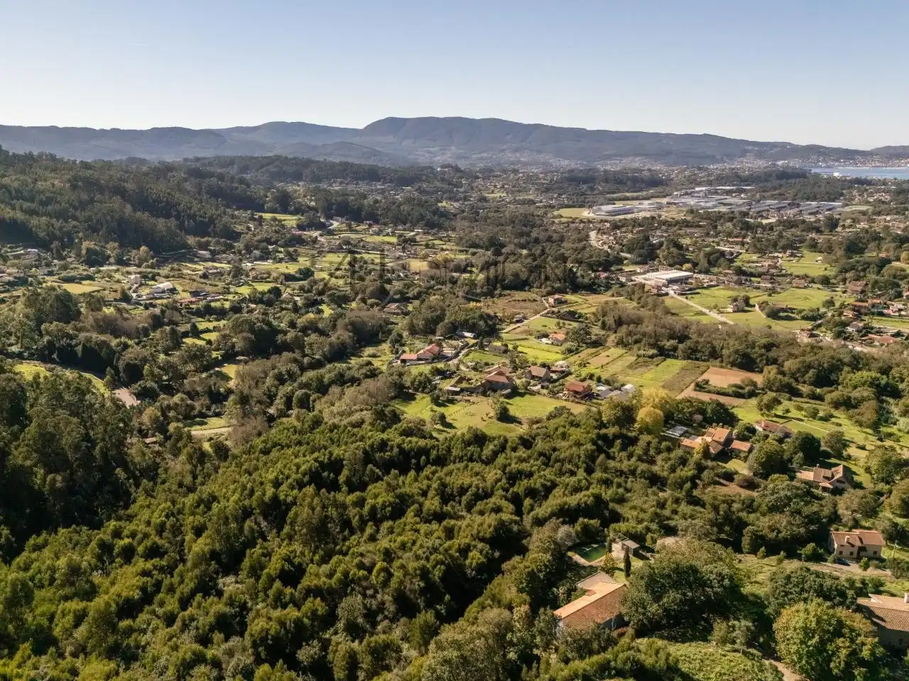 Vista exterior de Casa o xalet en venda en Nigrán amb Calefacció, Jardí privat i Terrassa