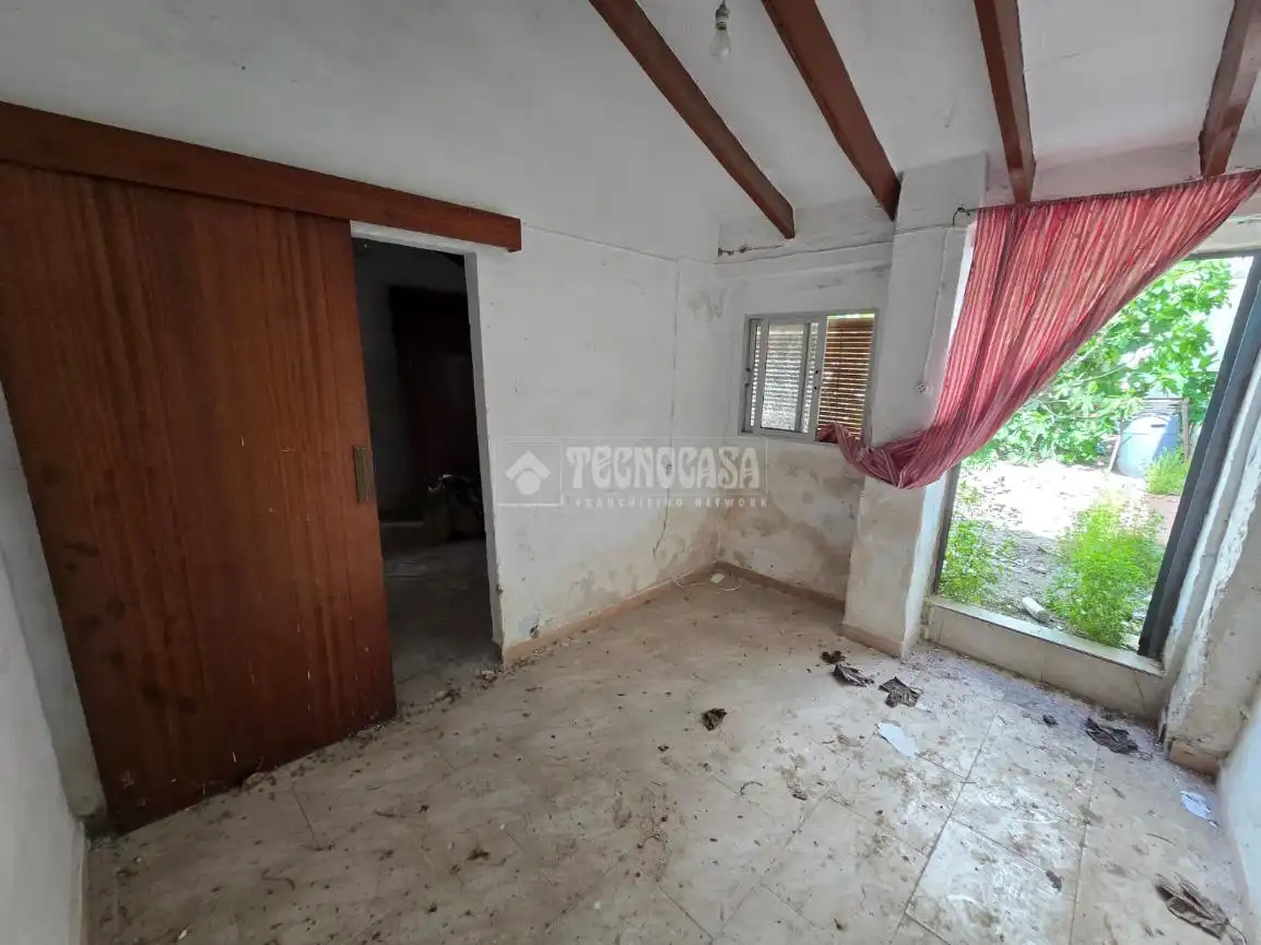 Casa adosada en venta en Morón de la Frontera
