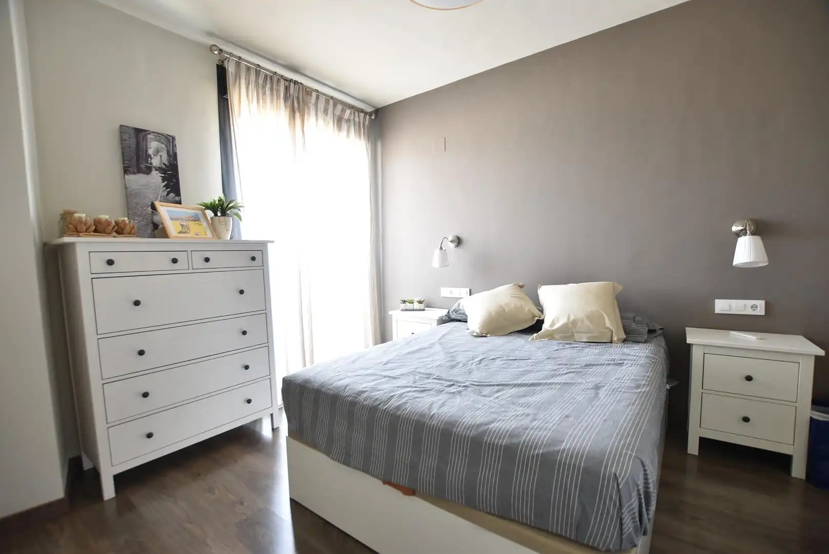 Bedroom of Flat for rent in Granada  with Air Conditioner, Heating and Furnished