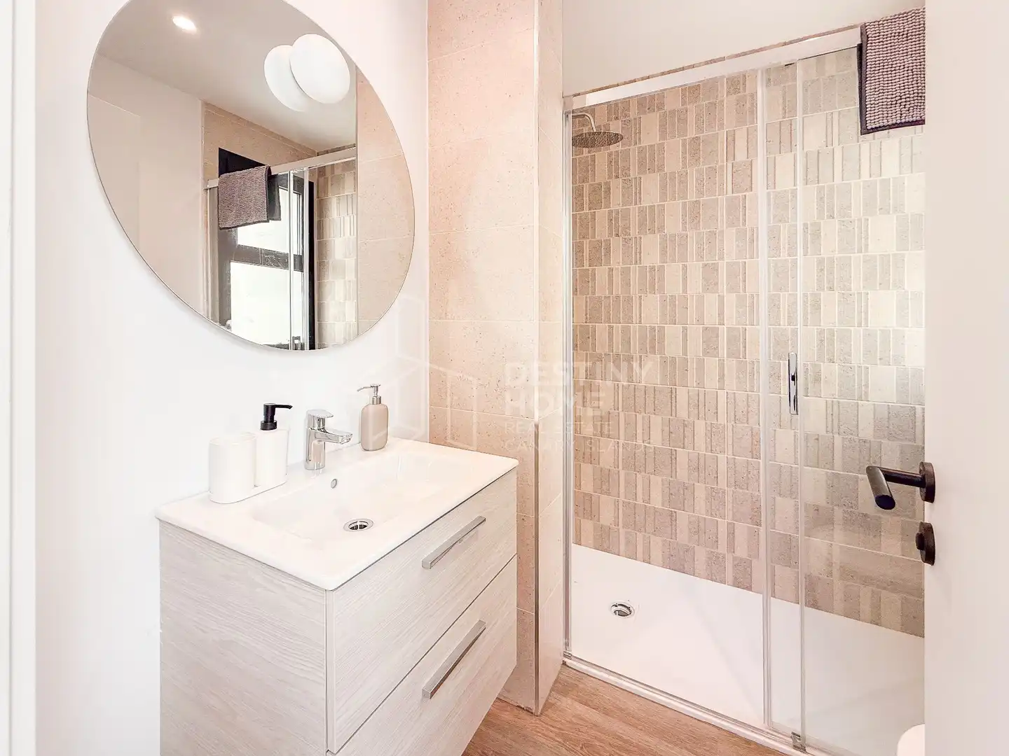 Bathroom of Flat for rent in Antigua  with Terrace