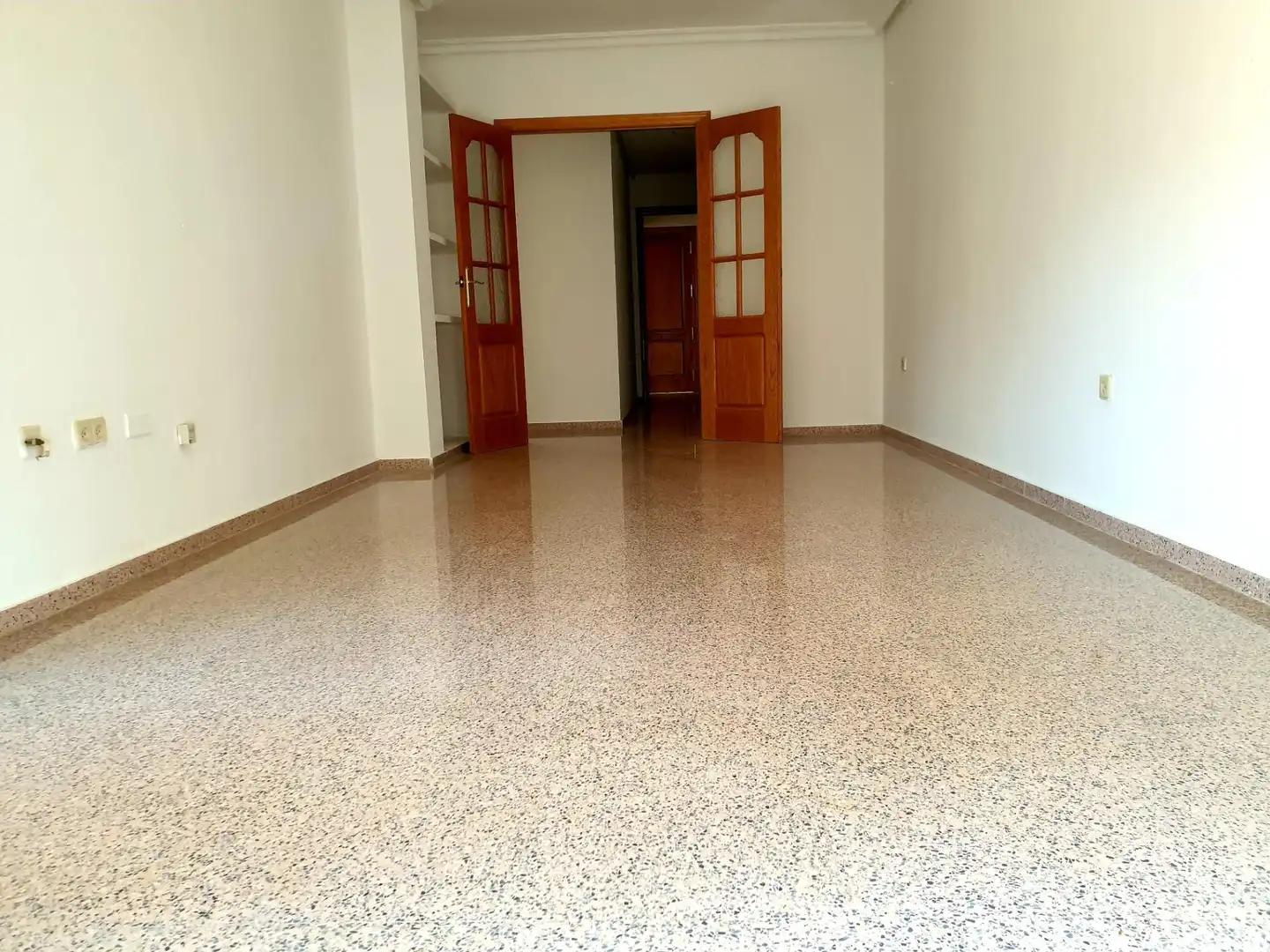 Piso en venta en Crevillent con Calefacción y Balcón