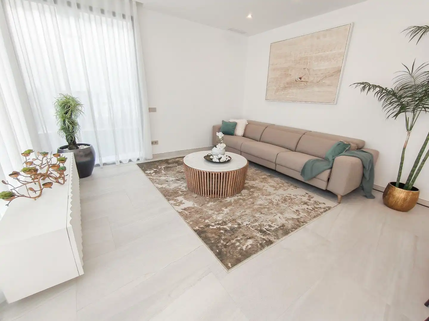 Chalet con piscina en venta en Golf Bahía, imagen 3