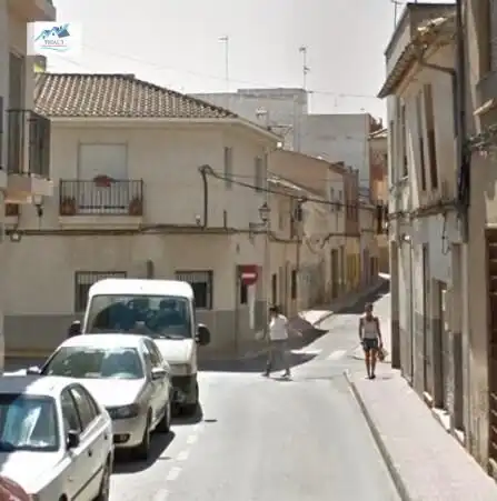 Houses for sale in Calle SEGURA, Monóvar / Monòver
