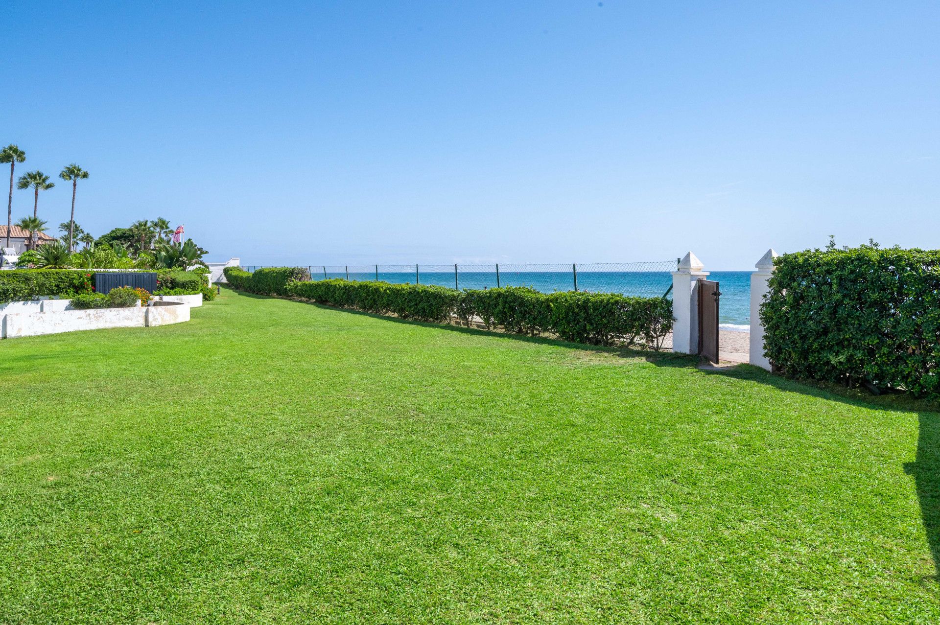 Garden of Single-family semi-detached for sale in Marbella  with Air Conditioner, Private garden and Terrace
