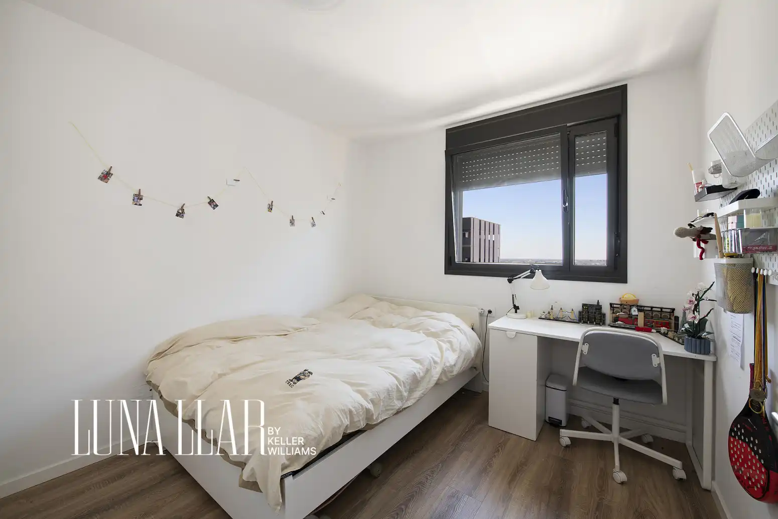 Habitación de Piso en venta en Cornellà de Llobregat con Aire acondicionado, Calefacción y Jardín privado