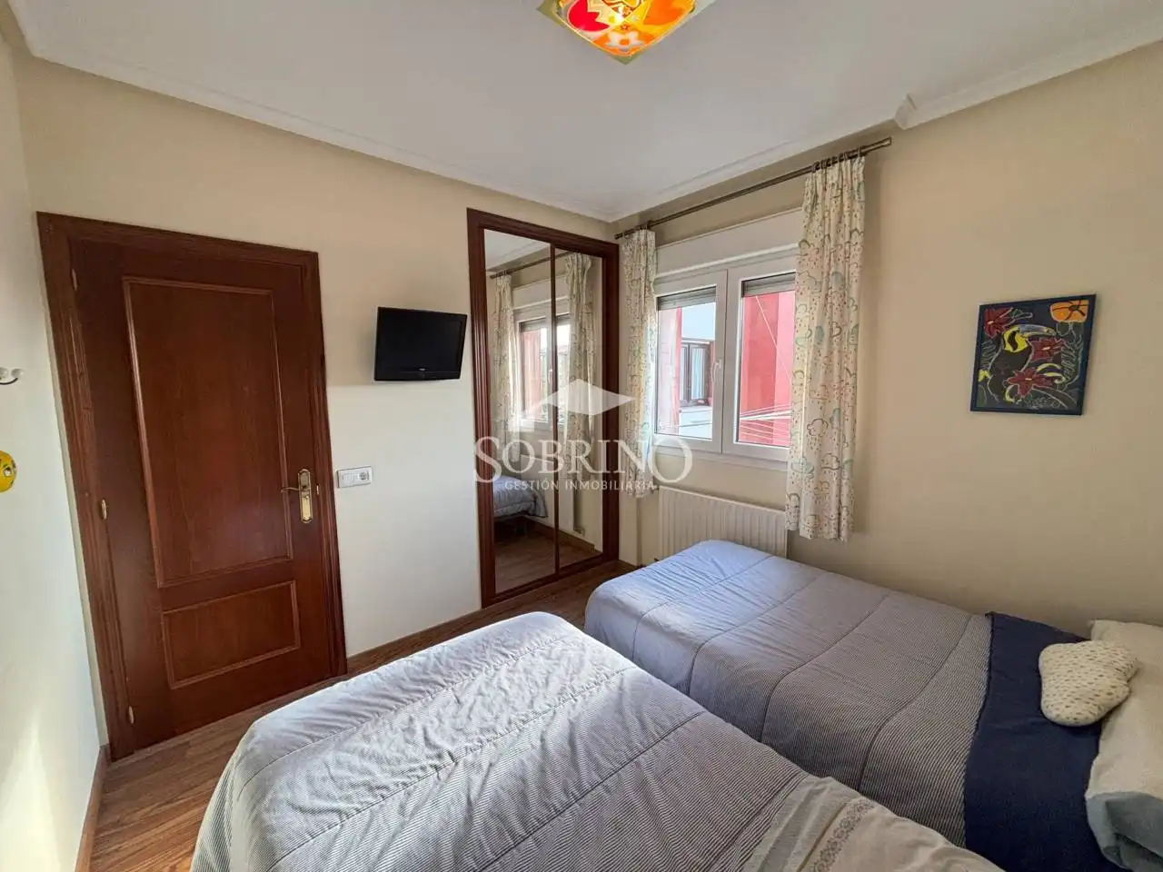 Schlafzimmer von Wohnungen zum Verkauf in Llanes mit Heizung