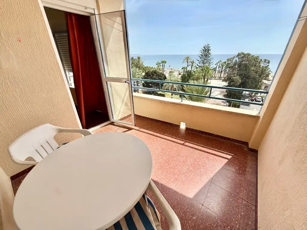 Wohnung mit Aufzug zum Verkauf in Calle del Mar