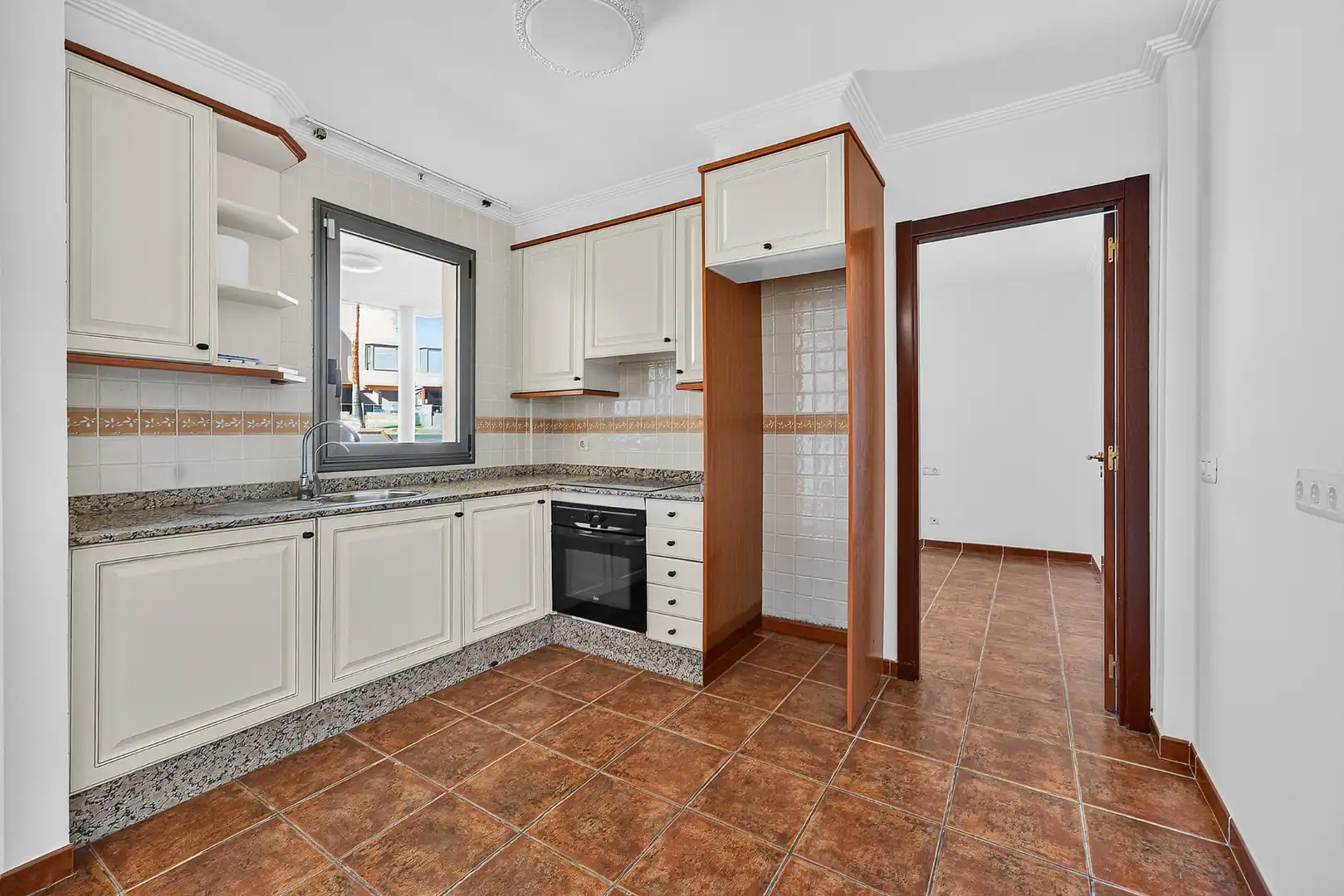 Cocina de Casa adosada en venta en Granadilla de Abona con Aire acondicionado, Terraza y Trastero