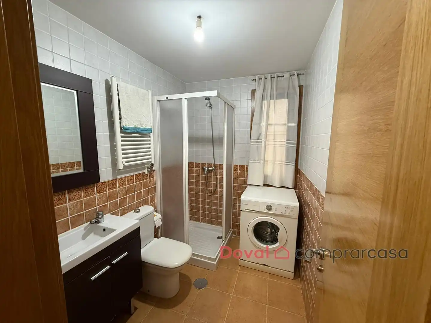 Baño de Piso en venta en Ponteareas con Calefacción, Trastero y Amueblado