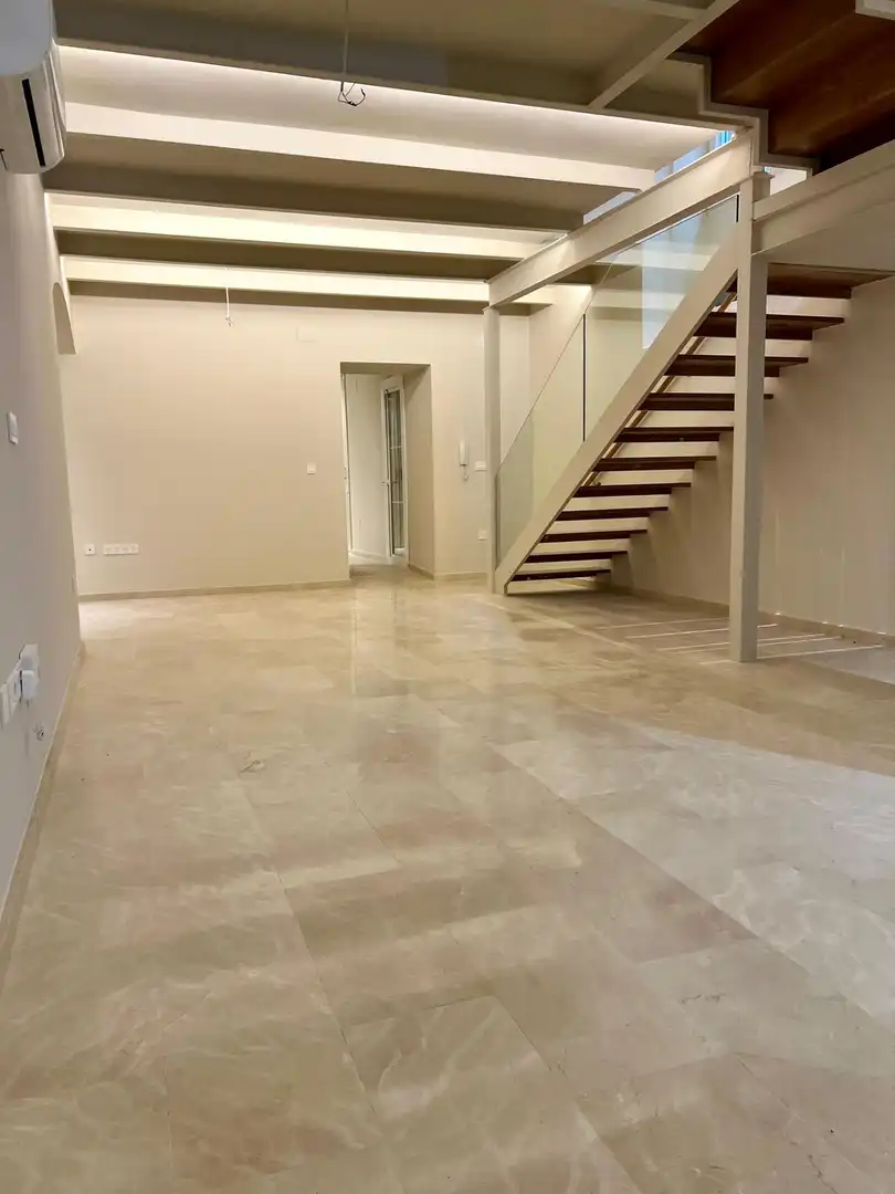 Dúplex de alquiler en Granada con Aire acondicionado y Alarma