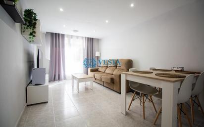 Living room of Flat for sale in Reus  with Air Conditioner, Heating and Balcony