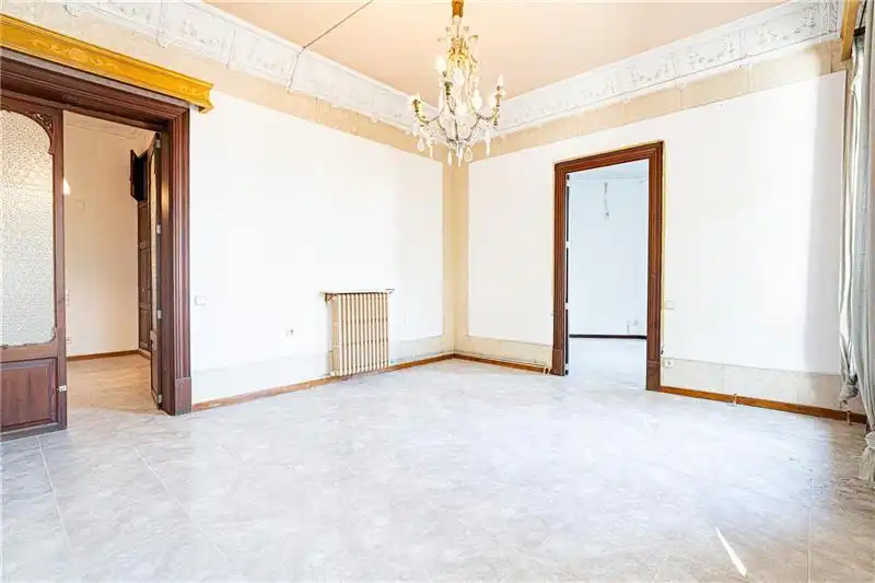 Piso en venta en  Palma de Mallorca con Balcón
