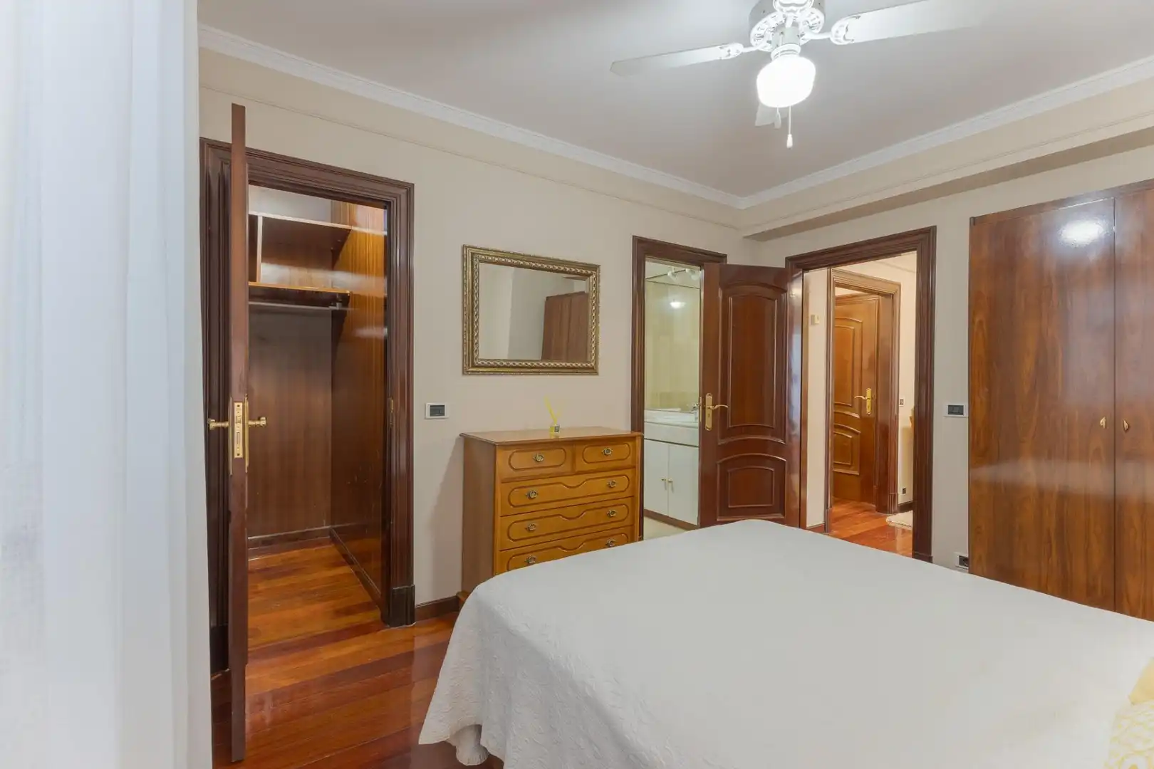Flat for rent in Calle EDUARDO IGLESIAS, Centro - Areal