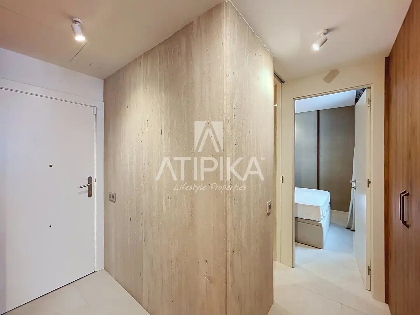 Flat for rent in Barcelona  with Air Conditioner, Terrace and Furnished