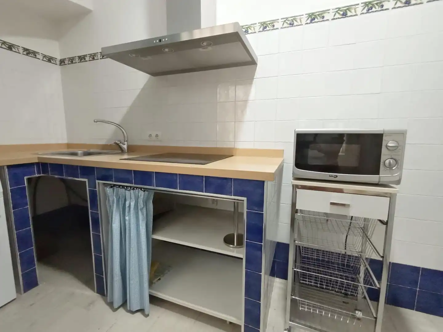 Kitchen of Flat for rent in Córdoba  with Heating and Storage room