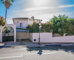 Exterior view of House or chalet for sale in Marbella  with Terrace